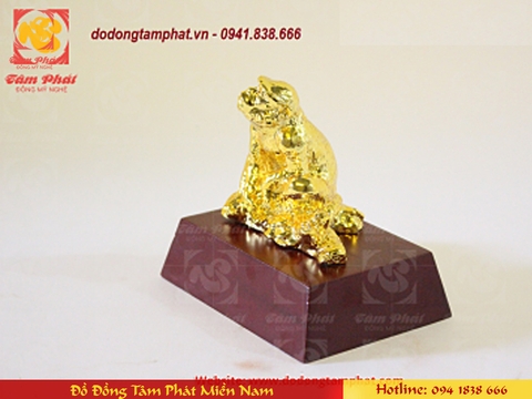 Tượng khỉ phong hầu bằng đồng mạ vàng 7x7.5x6cm