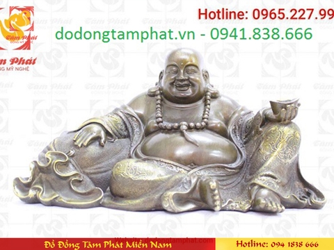 Tượng Phật Di Lặc bằng đồng hun xanh dài 40cm cao 20cm