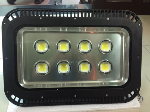 Đèn Pha LED gương cầu lồi 400w mã sản phẩm ZFL-400 ZALAA