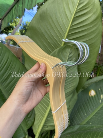 Móc nhựa giả tre vàng trẻ em