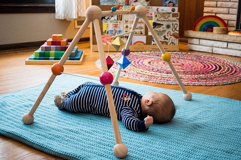 Cách nhận biết đồ chơi giáo dục Montessori đạt chuẩn