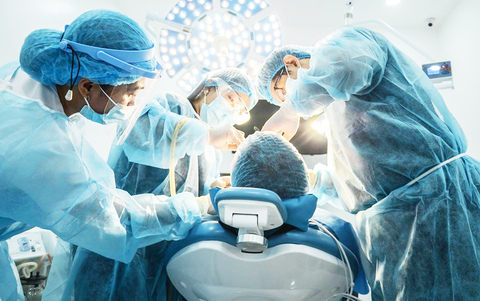 Học bác sĩ răng hàm mặt mấy năm, học ở đâu? Học chuyên khoa răng hàm mặt gồm những gì? Học bác sĩ răng hàm mặt mấy năm, học ở đâu? Học chuyên khoa răng hàm mặt gồm những gì?