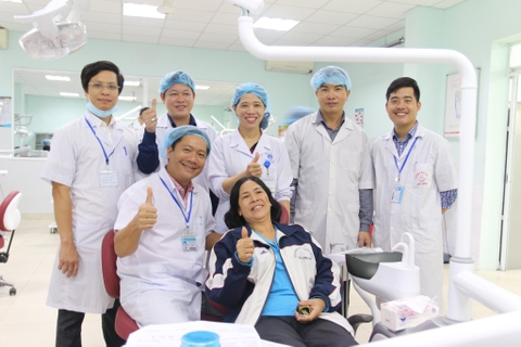 CHUNG TAY VÌ SỨC KHOẺ CỘNG ĐỘNG CHUNG TAY VÌ SỨC KHOẺ CỘNG ĐỘNG