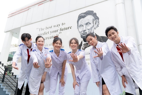 Nên học trung cấp y sĩ y học cổ truyền không? Những trường trung cấp y học cổ truyền TP HCM Nên học trung cấp y sĩ y học cổ truyền không? Những trường trung cấp y học cổ truyền TP HCM