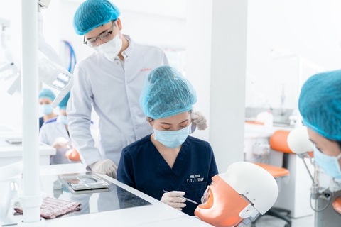 Y sĩ đa khoa liên thông bác sĩ răng hàm mặt thế nào? Các trường đào tạo liên thông bác sĩ răng hàm mặt Y sĩ đa khoa liên thông bác sĩ răng hàm mặt thế nào? Các trường đào tạo liên thông bác sĩ răng hàm mặt