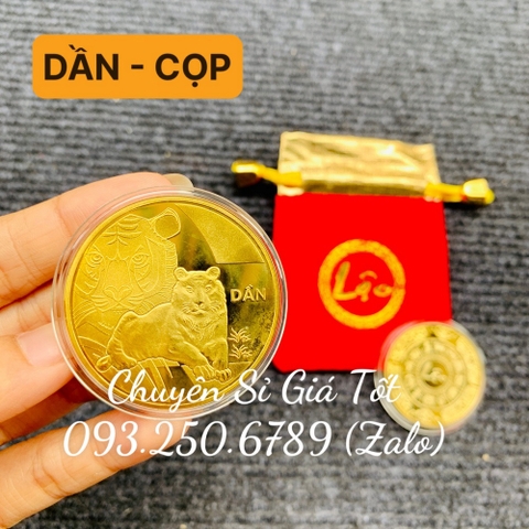 Đồng Tiền Xu Con CỌP (DẦN) Mạ Vàng Kèm Túi gấm đỏ LỘC