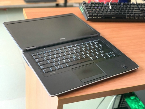 Dell 7440