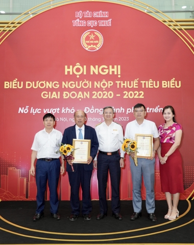 VINH DANH DOANH NGHIỆP NỘP THUẾ TIÊU BIỂU GIAI ĐOẠN 2020-2022