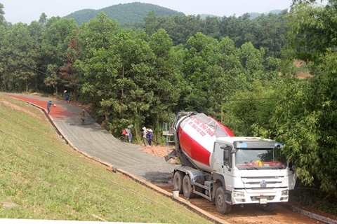 Trên 1,8 tỷ đồng đâu tư xây dựng đường giao thông