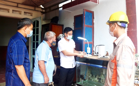 ĐA LỢI ÍCH TỪ THANH TOÁN KHÔNG DÙNG TIỀN MẶT