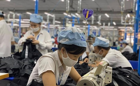 GIẢM MỨC ĐÓNG BẢO HIỂM: TĂNG SỨC ĐỀ KHÁNG DỊCH