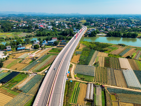 CẦU HUỐNG THƯỢNG: BIỂU TƯỢNG MỚI CỦA THÁI NGUYÊN VƯƠN MÌNH