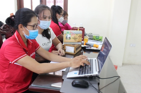 HỢP TÁC XÃ NHẬP CUỘC THƯƠNG MẠI ĐIỆN TỬ