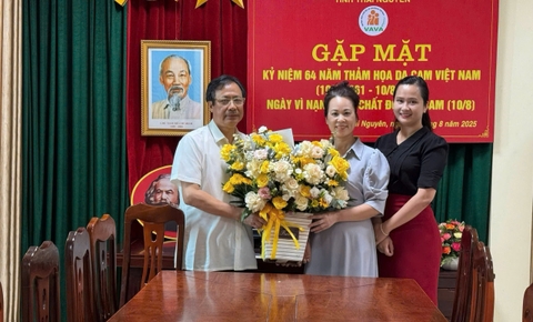 HIỆP HỘI DOANH NGHIỆP TỈNH THÁI NGUYÊN TRI ÂN NẠN NHÂN CHẤT ĐỘC DA CAM NHÂN KỶ NIỆM 64 NĂM THẢM HỌA DA CAM VIỆT NAM