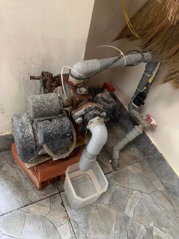 thợ sửa máy bơm nước tại nhà
