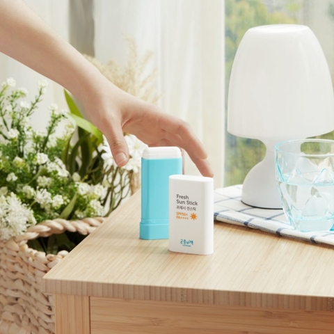 KEM CHỐNG NẮNG DẠNG STICK - SỰ LỰA CHỌN TIỆN LỢI BẢO VỆ LÀN DA MỖI NGÀY