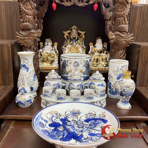 Bộ Bát Hương Men Ngọc Vẽ Vàng - Bàn Gia Tiên Và Thần Linh - Cặp Tài Địa Và Thần Phát Kim Cao Cấp