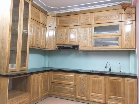 Dự án tủ bếp gỗ sồi Nga PU trần màu gỗ nhà bác Nam – Cầu Diễn, Hà Nội