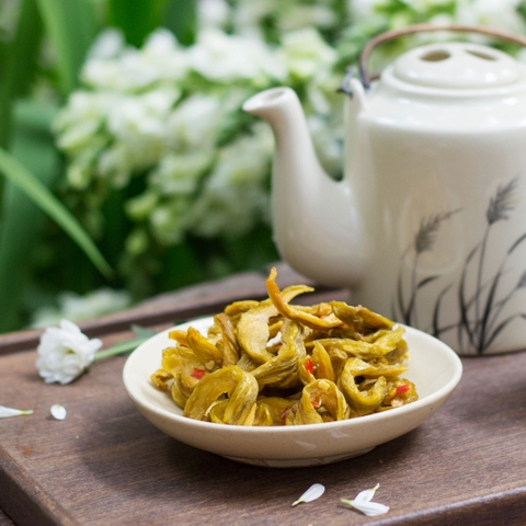 Cóc sấy mặn cay