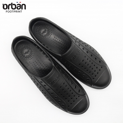 Giày nhựa lỗ  Urban Footprint D2001 - Đen trơn