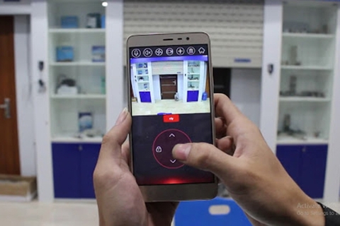 Cửa cuốn thông minh: Điều khiển cửa cuốn qua Smartphone, Internet, vân tay, thẻ từ