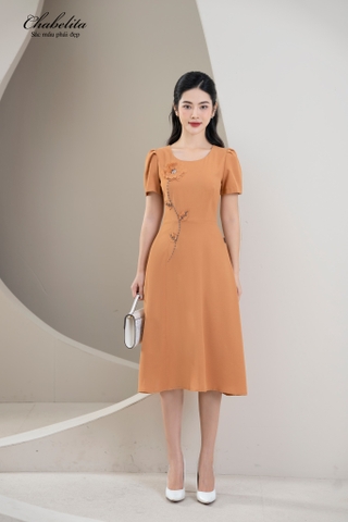 Đầm dáng A màu vàng