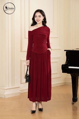 Bộ trễ vai màu đỏ đô