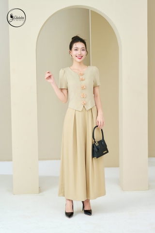 Sét bộ áo sơ mi tay cộc đính hoa nổi màu be