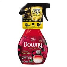 Nước xịt vải Downy hương nước hoa đam mê chai 370ml