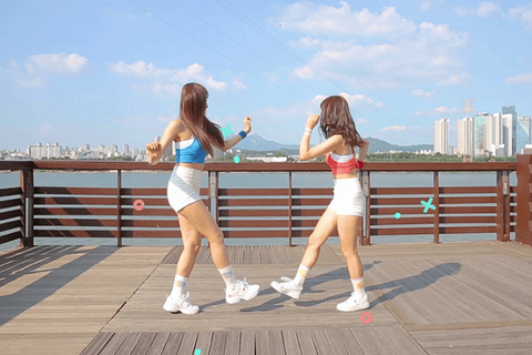 Shuffle dance là gì? Hướng dẫn nhảy shuffle dance cho người mới tập