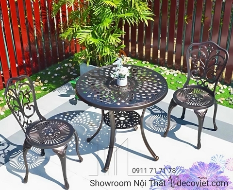 Bộ Bàn Tròn 2 Ghế Sân Vườn Nhỏ Gọn 2026T
