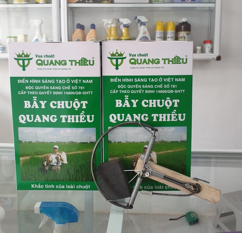 Bẫy Chuột Bán Nguyệt - Quang Thiều