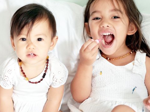 Công dụng của hổ phách cho trẻ em