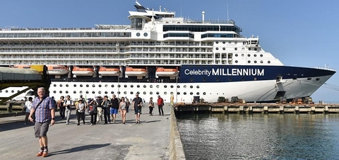 Cai Be floating market and Ho Chi Minh city tour 2 Days 1 Night from Phu My port