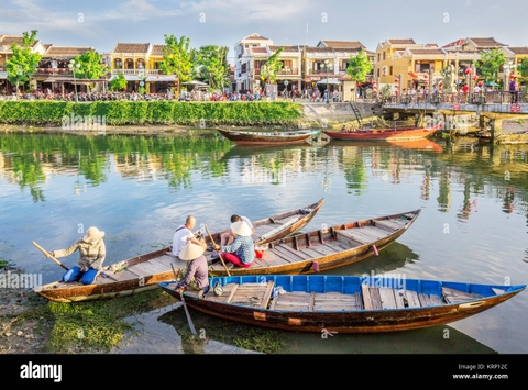 9 Days North Vietnam tour of cultural and natural highlights