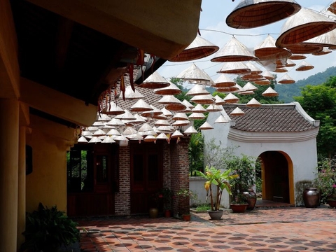 SCARED YEN TU MOUNTAIN DAY TRIP FROM HALONG PORT