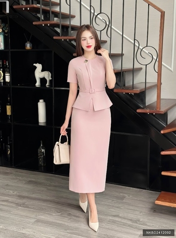 Set Chân Váy Bút Chì Và Áo Xếp Cổ Đai Eo Thanh Lịch Vải Mềm Mịn NKBD2412002 ( Bao gồm cả áo + CV)