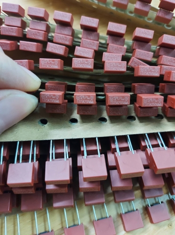 Cầu chì vuông 3.15A 250v mới !