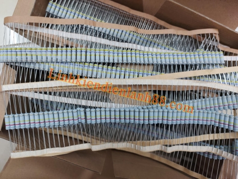 Điện trở vạch 220K 2W màng cacbon mới