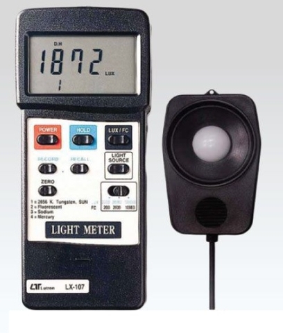 Máy đo cường độ ánh sáng Lutron LX-107 (100K Lux)