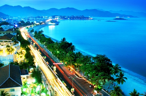 TOUR NGẮM HOÀNG HÔN VỊNH NHA TRANG