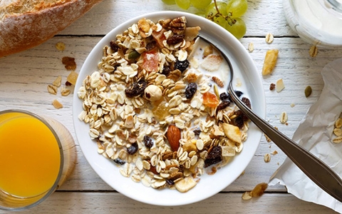 Granola là gì? Granola có lợi ích gì đối với sức khỏe?