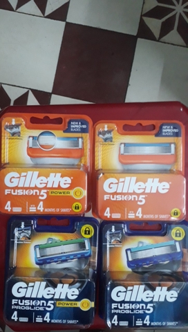 Lưỡi Dao Cạo Râu 5 Lưỡi Gillette Fusion Proglide
