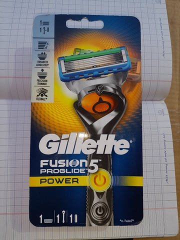 Cần cạo râu Gillette Fusion Proglide dùng pin