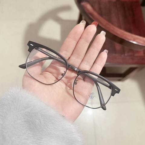 Mắt Kính Kim Loại RCC834