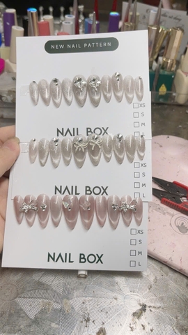 Nail Box Tay Kèm Keo Dũa ND99