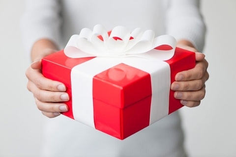Vui rộn ràng đón quà Noel từ Loa kéo Vui rộn ràng đón quà Noel từ Loa kéo