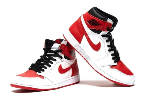 Giày Sneaker Nike Jordan 1 Retro High OG 