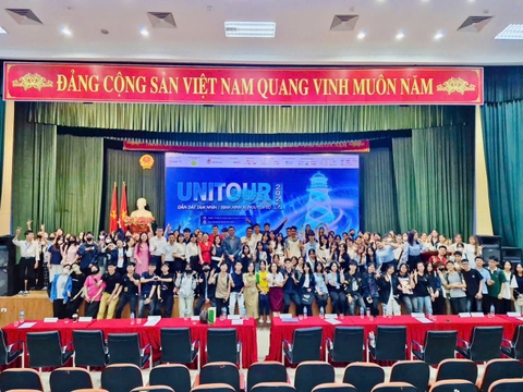 UNITOUR 2025 - BÙNG NỔ XU HƯỚNG MỚI TRONG KINH DOANH SỐ TẠI HỌC VIỆN NÔNG NGHIỆP VIỆT NAM