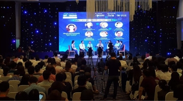 Hơn 400 đại biểu tham dự Diễn đàn Đối đầu Thương mại Mỹ – Trung